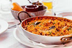 Paella com lagosta
