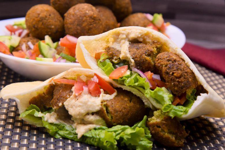 Sanduíche de falafel