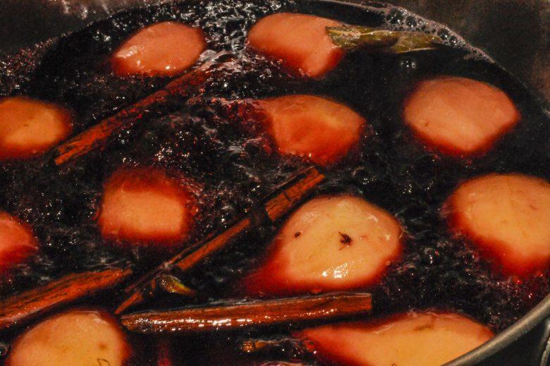 Peras ao vinho