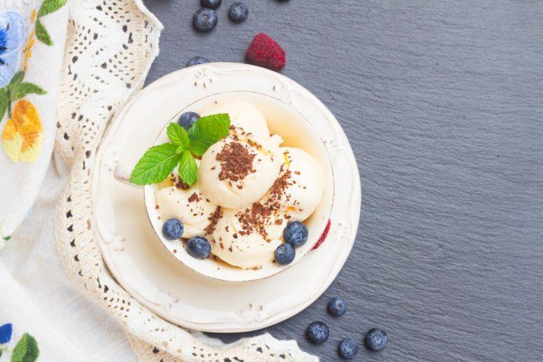 Sorvete saboroso de coco