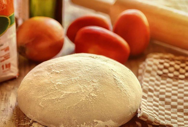 Massa básica para pizza