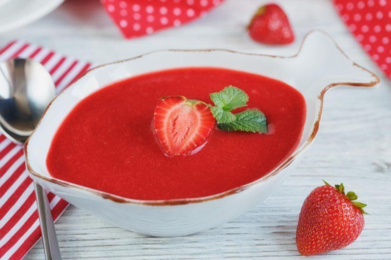 Sopa de morangos