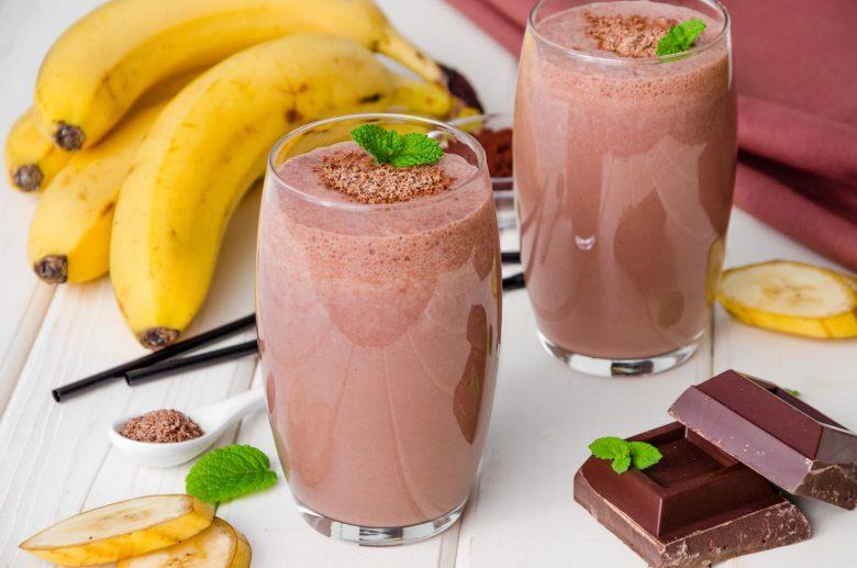 Milk-Shake de banana com chocolate