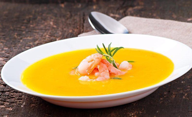 Sopa cremosa de abóbora