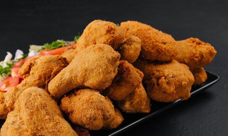 Frango frito com massa