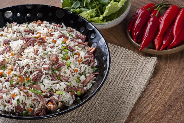 Arroz carreteiro gaúcho