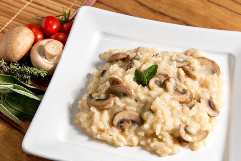 Risoto de cogumelo paris e menta