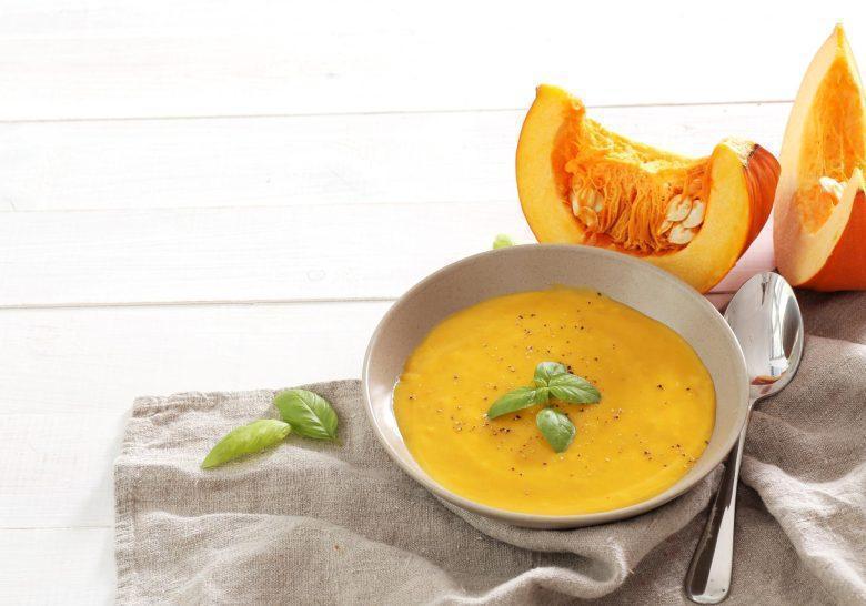 Sopa creme de abóbora com ricota