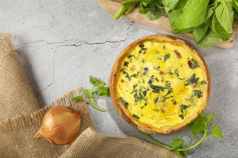 Quiche de espinafre e bacon