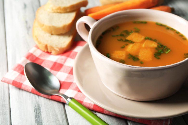 Sopa gelada de cenoura