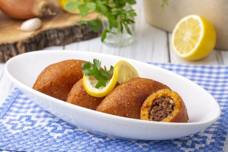 Bolinho recheado de carne