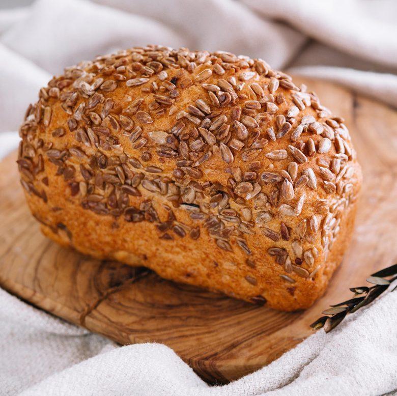 Pão delicioso com gergelim