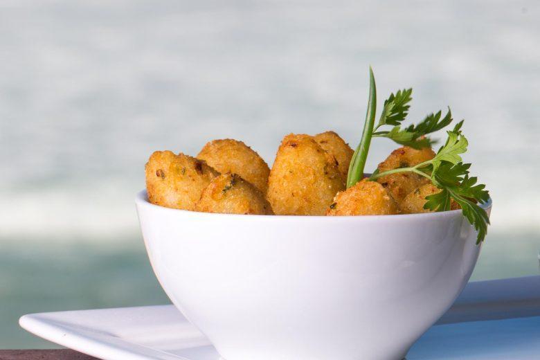 Bolinho de arroz caipira