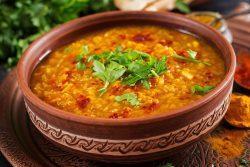 Dhal (sopa de lentilhas indiana)