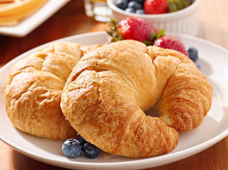 Massa semi folhada para croissant