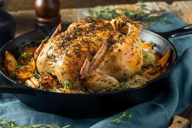 Frango recheado com legumes