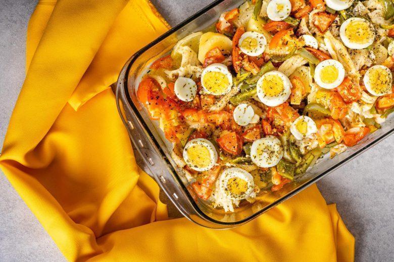 Bacalhau à Gomes de Sá (Portugal)