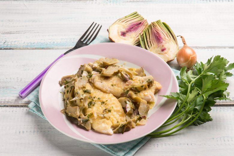 Peixe grelhado com alcachofra
