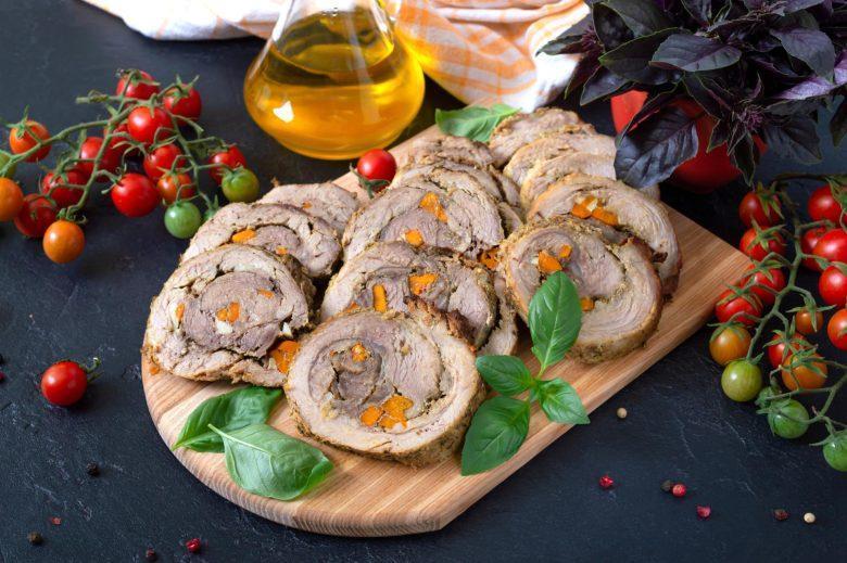 Carne recheada com picles