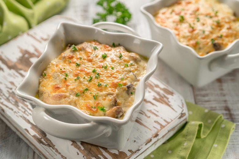 Frango gratinado com mandioca