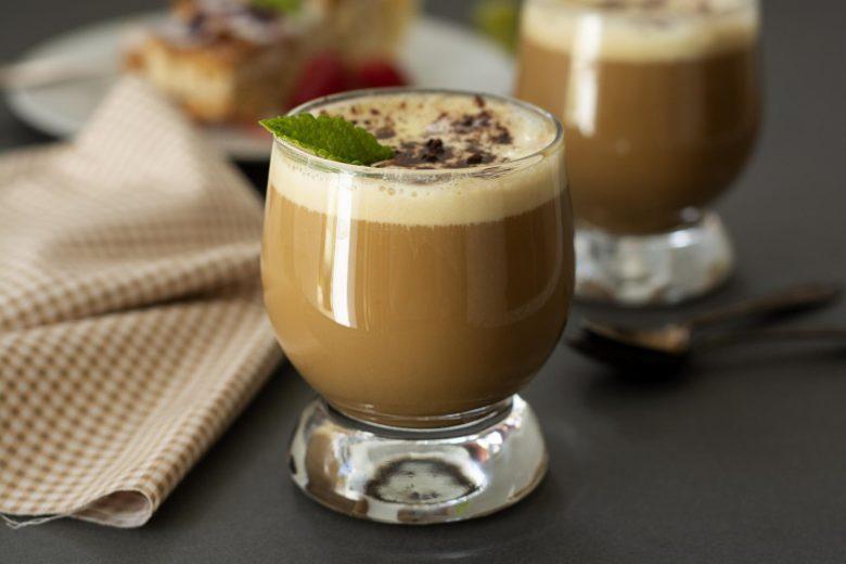 Gelado de café, chocolate e soda