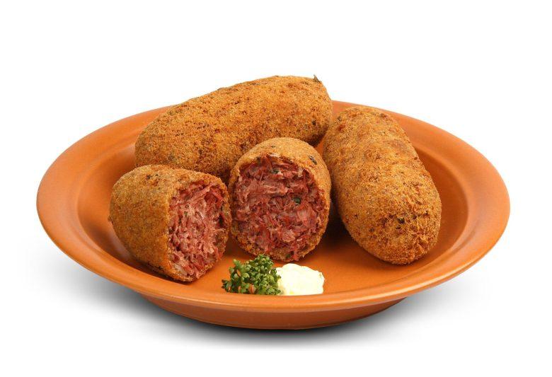 Bolinho de carne seca