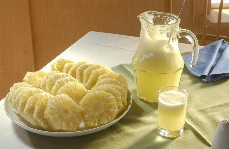 Suco de abacaxi
