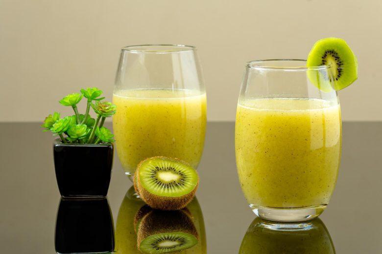 Suco de maçã e kiwi