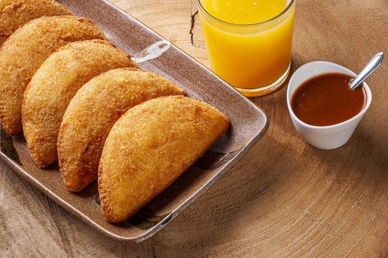 Croquete de milho e presunto