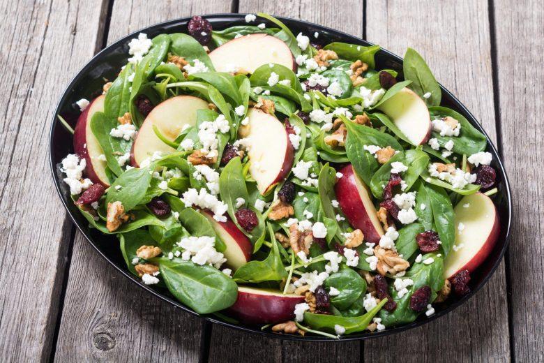 Salada de rúcula com maçã