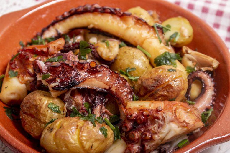 Polvo à feira com batatas