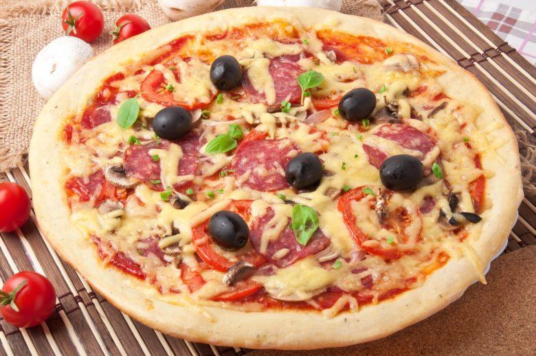 Pizza americana