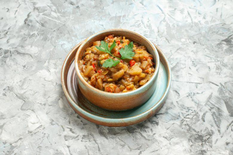 Salada de berinjela assada