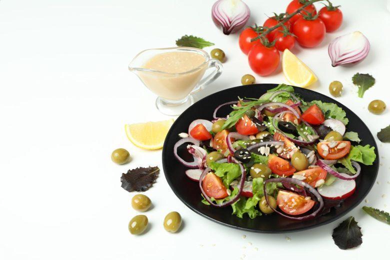 Salada de folhas de rabanete