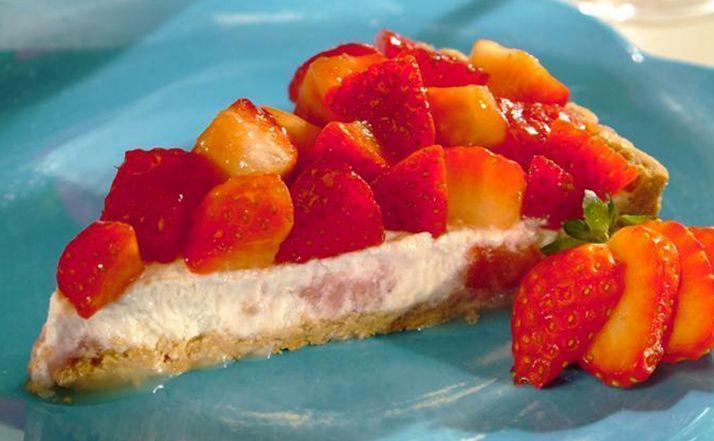 Torta light de ricota e morango