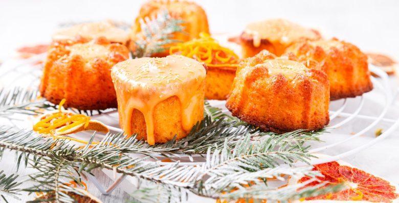 Bolinho de laranja e abacaxi