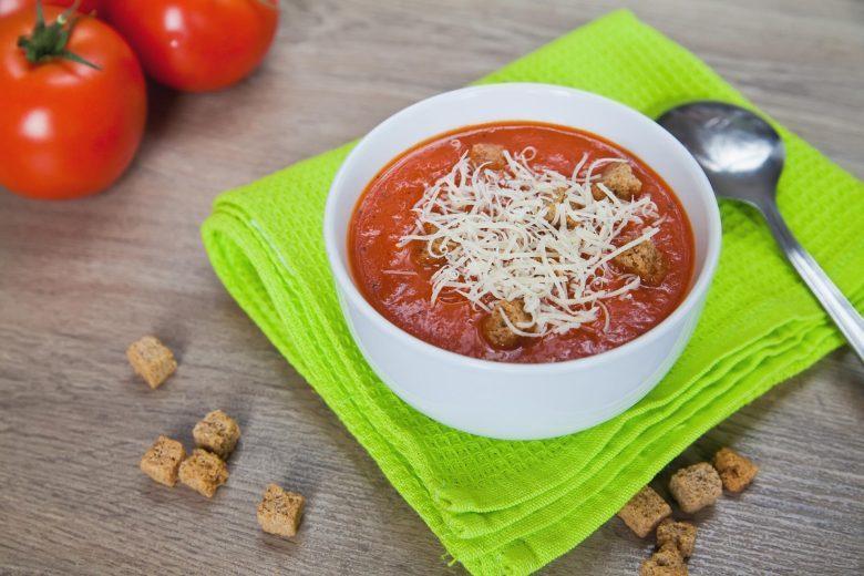 Sopa econômica de tomates