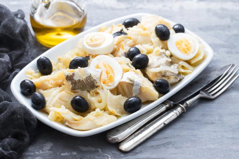 Bacalhau com azeitona preta