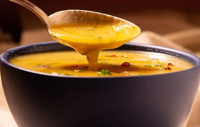 Caldo delicioso de mandioca