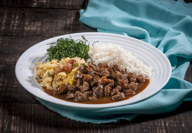 Picadinho de carne à mineira