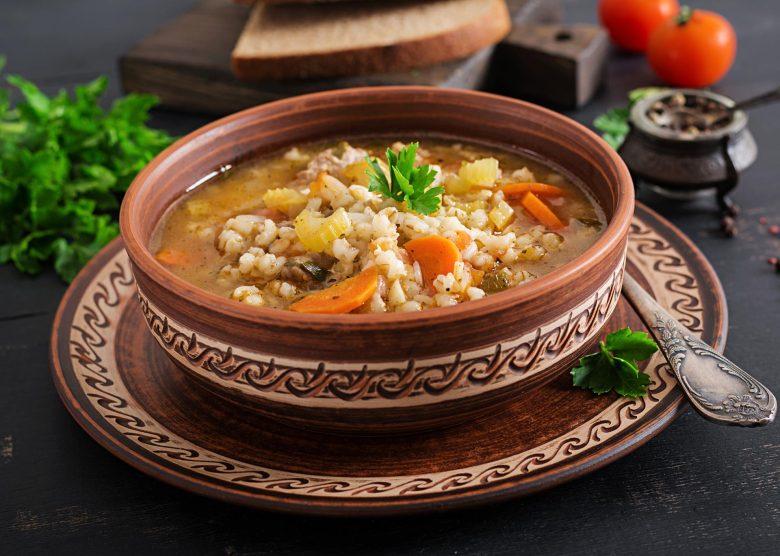 Sopa de arroz e cevadinha