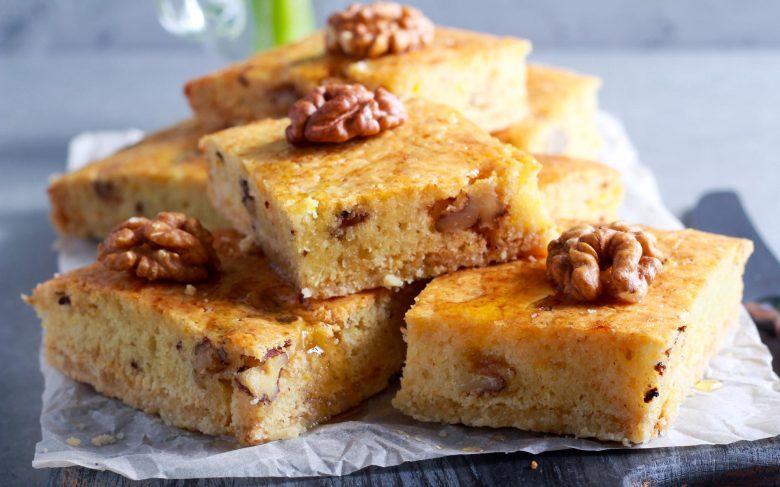 Bolo de nozes de micro-ondas