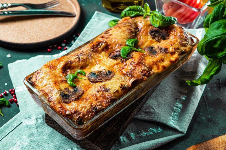 Lasanha com cogumelo e acelga