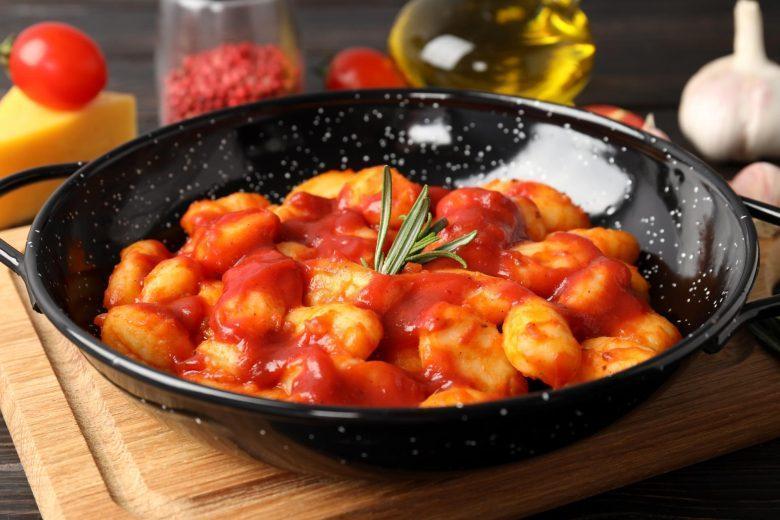 Nhoque de arroz com molho de tomate