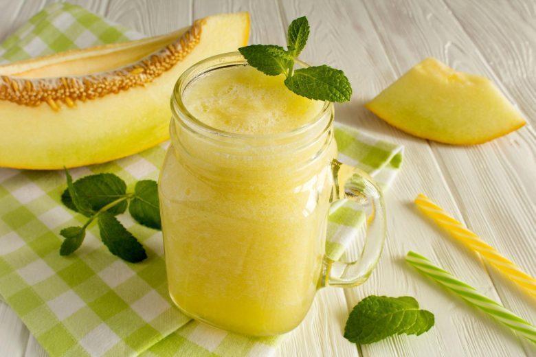 Suco de melão com hortelã