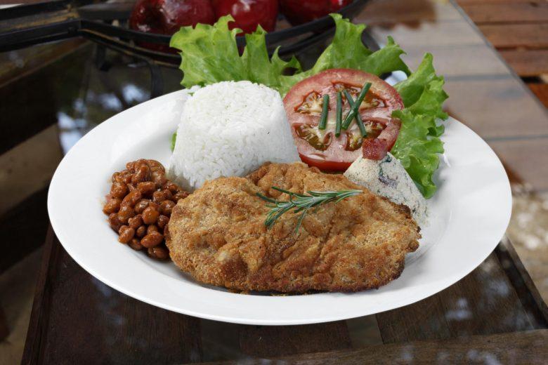 Bife à milanesa recheado