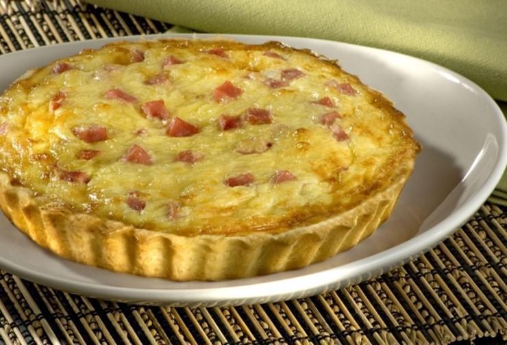 Quiche de presunto com queijo