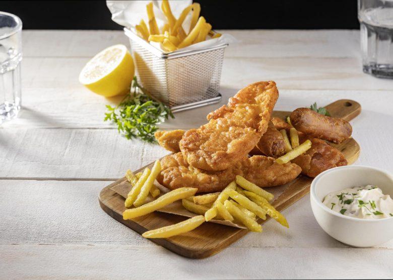 Peixe frito com molho tártaro