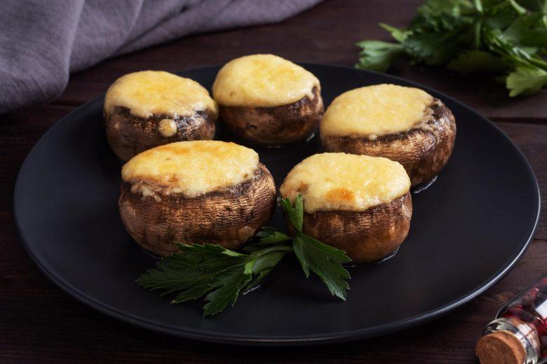 Cogumelo recheado com queijo
