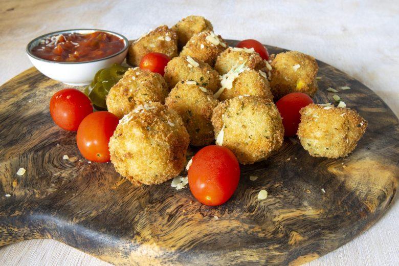 Bolinha de calabresa